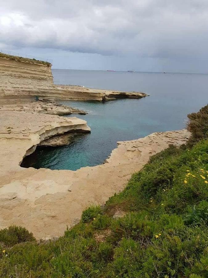 Claire'S Court Lejlighed Marsaxlokk Eksteriør billede