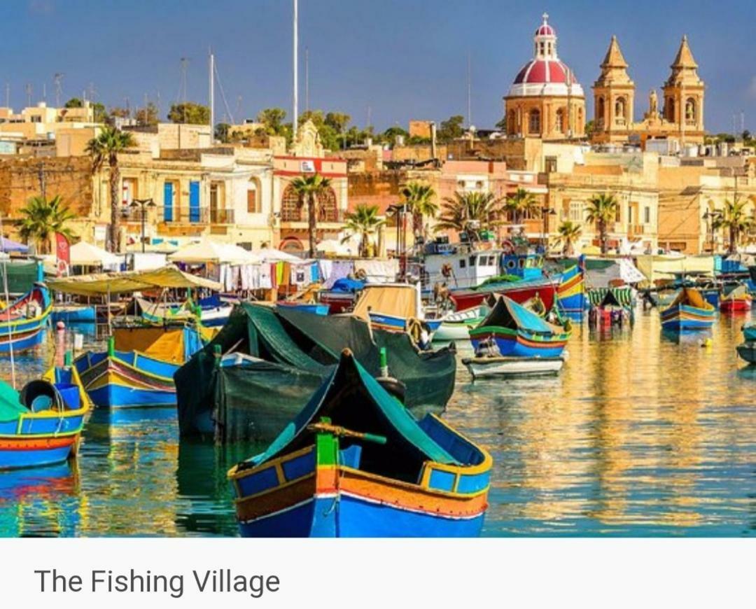 Claire'S Court Lejlighed Marsaxlokk Eksteriør billede